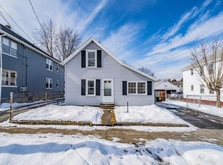 30 Mazarin St, Springfield, MA 01151