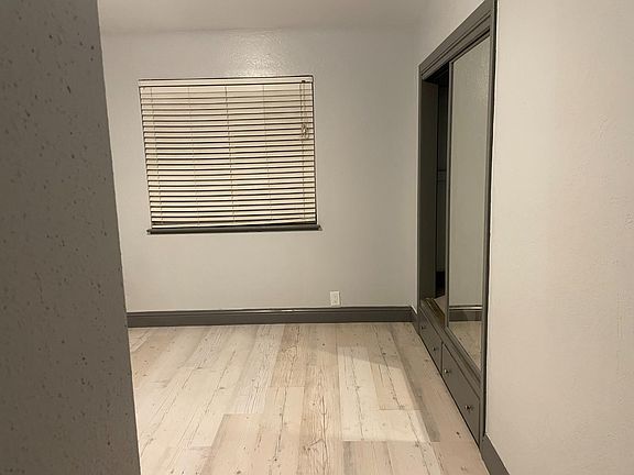 5th image of 9401 Fruitridge Rd