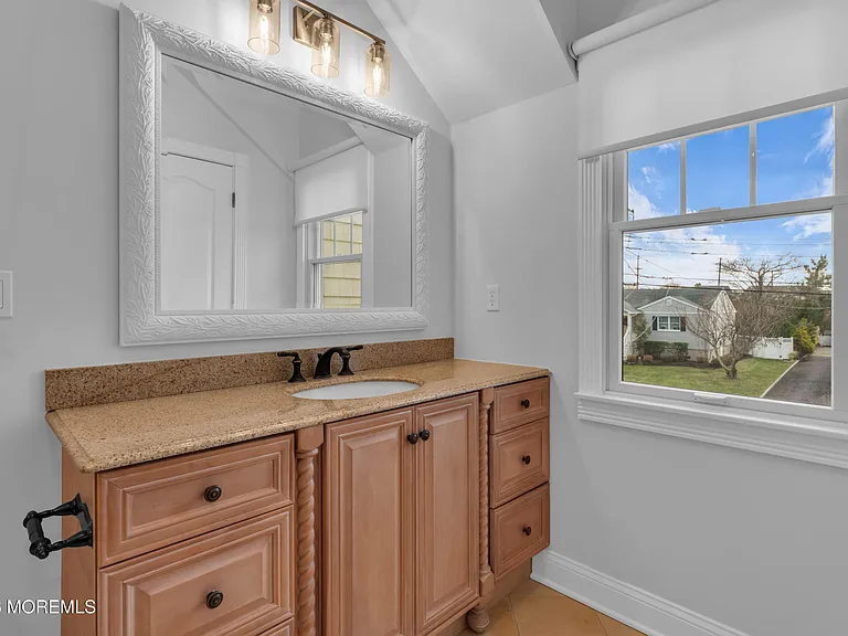 7 Anderson St — Photo 21