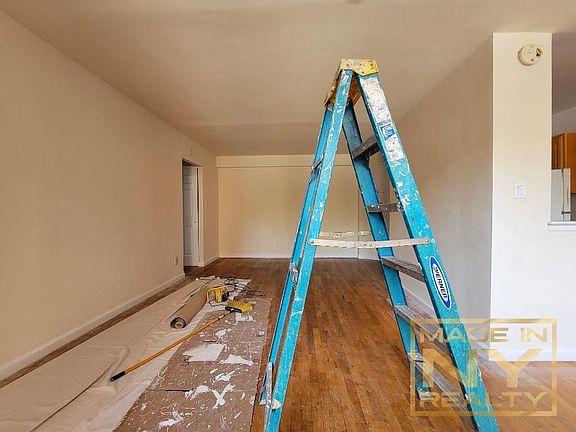 5th image of 14202 84th Dr APT 1A