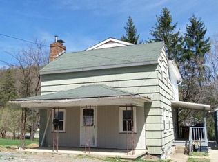 5 Gillouly Ave, Ridgway, PA 15853