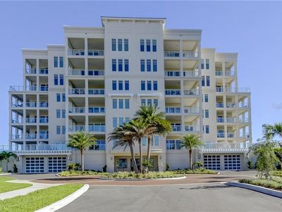125 Belleview Blvd #301, Belleair, FL, 33756