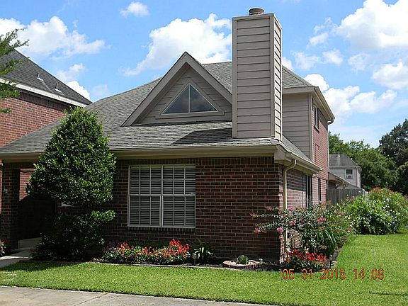 2nd image of 3233 Continental Dr