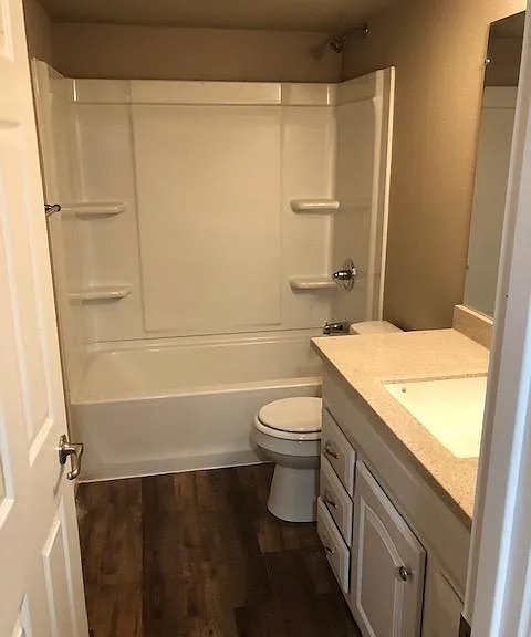 283 Landmark Ct — Photo 9