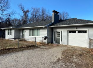 107 Murray Hill Dr, Warrensburg, MO 64093