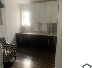 867 N 50th St #2, Philadelphia, PA