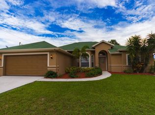 744 SW Ancona Rd, Port Saint Lucie, FL 34953
