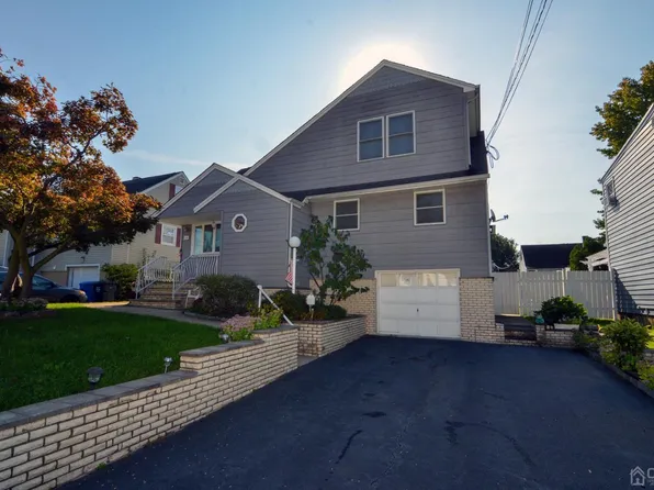 20 McGuire St, Metuchen, NJ 08840