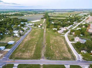 103 Caddo St, Nevada, TX 75173