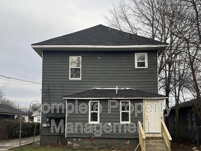 4636 Avenue T — Photo 10