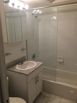 Rented by Solil Management | media 4