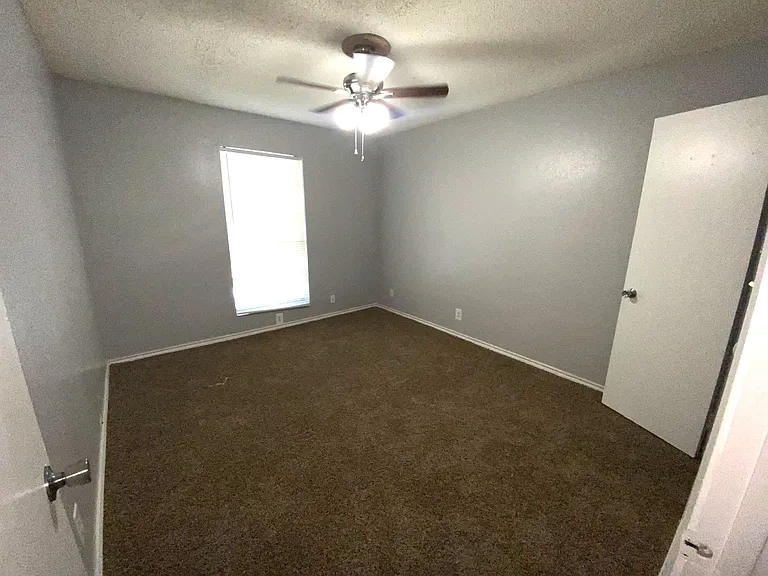 1809 W Schunior Rd #508 — Photo 9