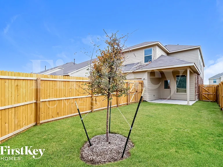 10113 Elkhorn Dr — Photo 15