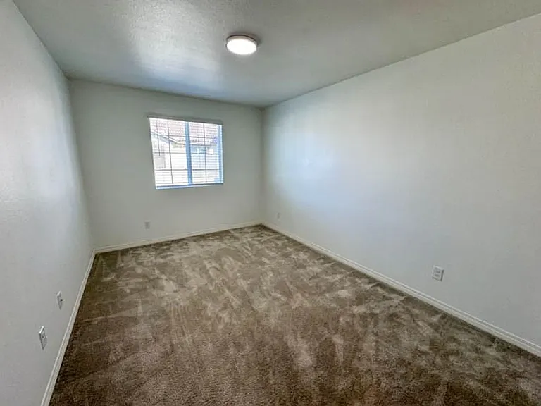 24139 Dolcetto Ave — Photo 11