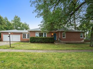 511 E Broadway Ave, Crystal Lake, IL 60014