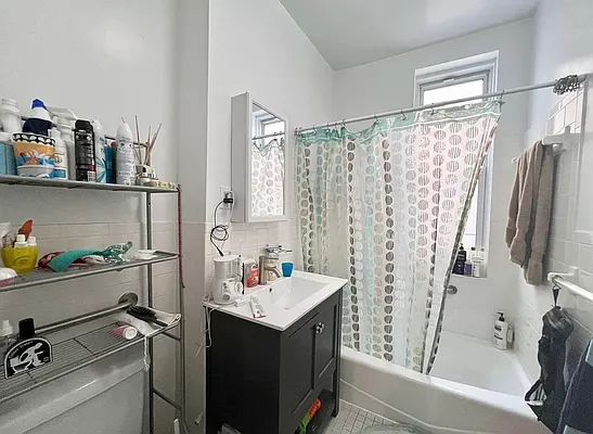 Rented by Keller Williams NYC | media 9