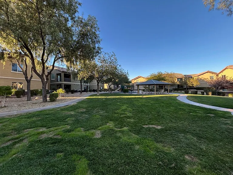 6868 Sky Pointe Dr #2139 — Photo 26