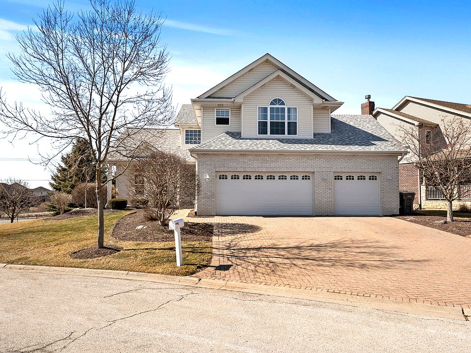 1st image of 11151 Fountain Hill Dr