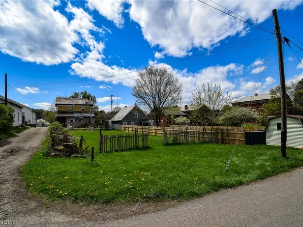 117 E Main St, Wilmot, OH 44689