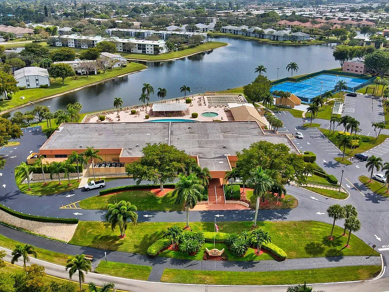 15234 Lakes Of Delray Blvd #276 — Photo 46