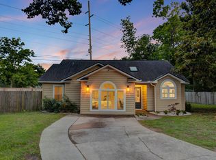 1231 Llewellyn Rd, Mount Pleasant, SC 29464