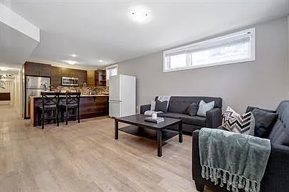 149 Henderson Ave — Photo 40
