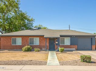 2215 E Heatherbrae Dr, Phoenix, AZ 85016