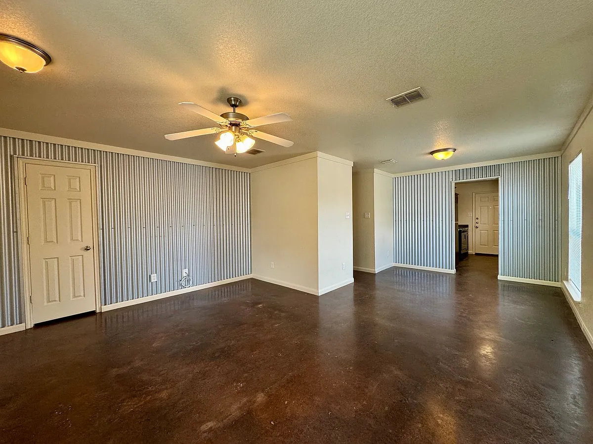 Building Photo - 1309 Chapelwood Dr