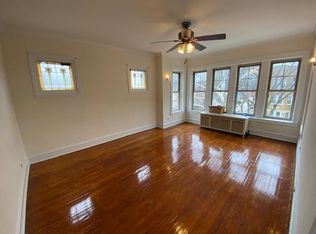 7301 N Bell Ave #3, Chicago, IL 60645