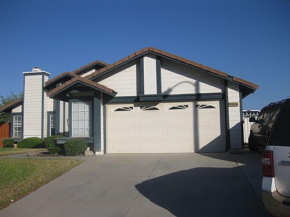 side-view-june-13-2012-008.jpg