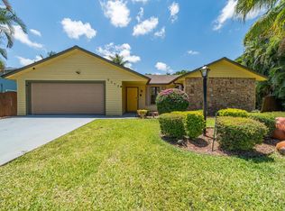 9377 Longmeadow Cir, Boynton Beach, FL 33436