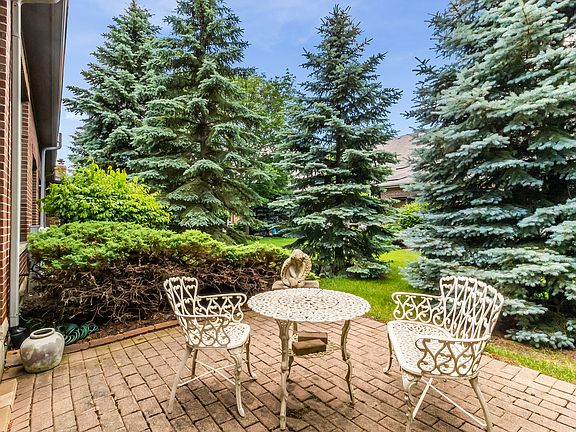 3rd image of 21632 Kent Ct