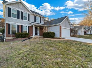 15 Rockwood Place Ct, Eureka, MO 63025