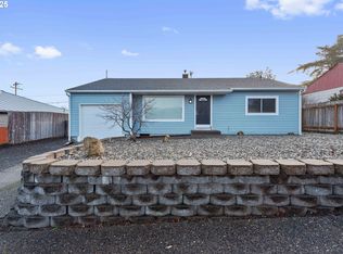 2043 Johnson St, North Bend, OR