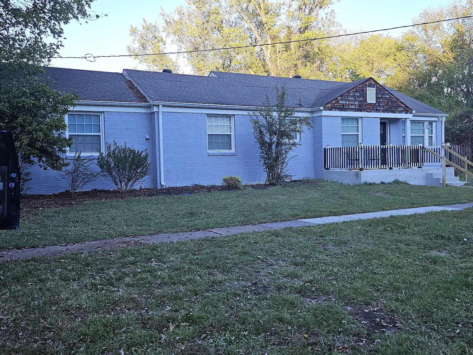 4 bed, 2.5 bath, 1874 sqft, $2,500 — Photo 1