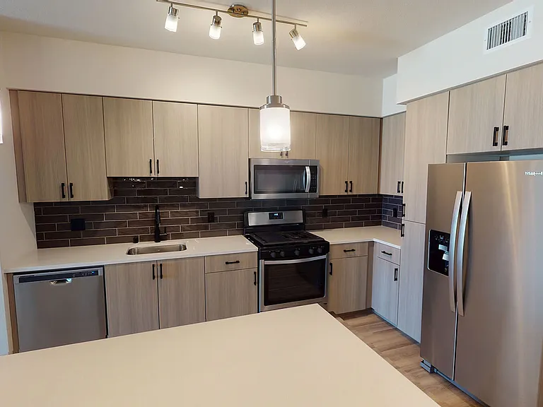 Embark Apartments — Photo 35