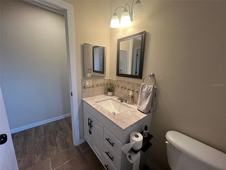 451 Rio De Janeiro Ave — Photo 27