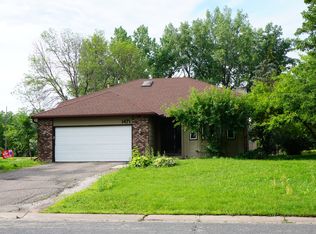 1471 Richards Ct, Eagan, MN 55122