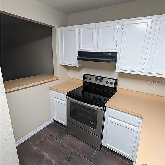4317 SW 69th Ter — Photo 4