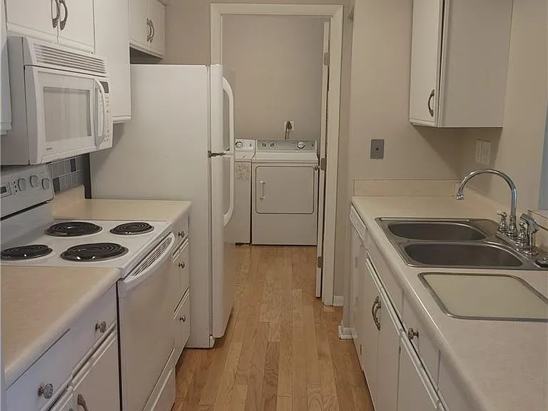 6620 Green Branch Dr #4 — Photo 6