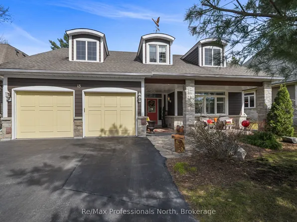 15 Muskoka Bay Blvd, Gravenhurst, ON P1P 0A1