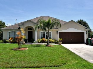 1370 SW Del Rio Blvd, Port Saint Lucie, FL 34953
