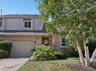 573 Conner Creek Dr, Fishers, IN