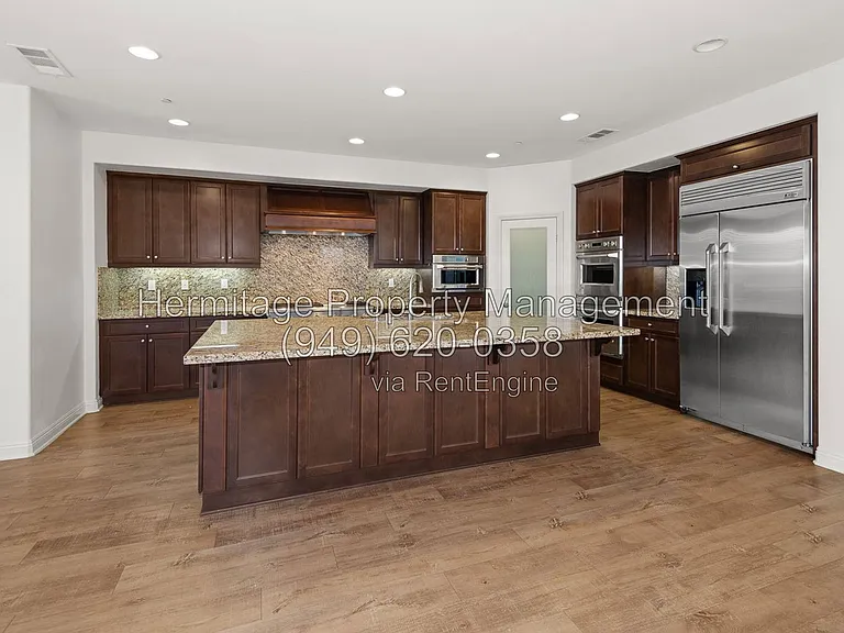 116 Fieldwood — Photo 3