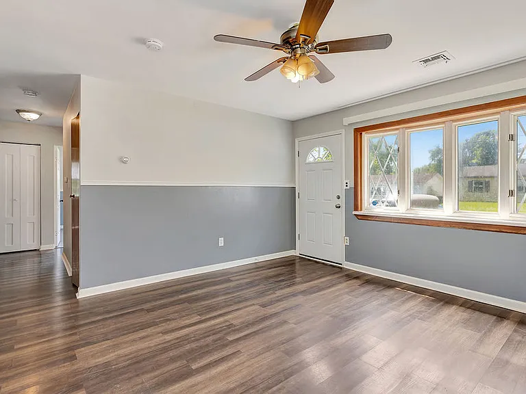 3232 Deshler Dr — Photo 21