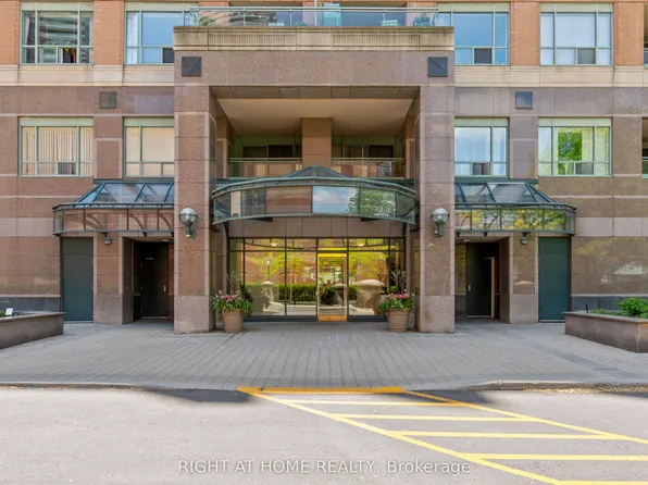 889 Bay St, Toronto, ON