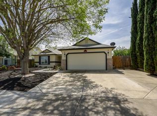 2247 Laguna Way, Los Banos, CA 93635