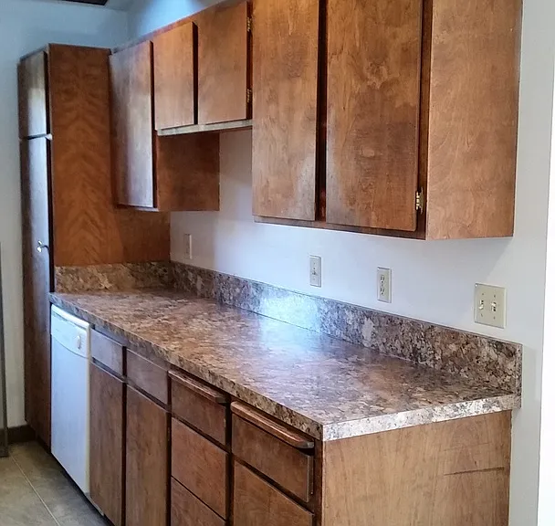 808 Queen Ave — Photo 8
