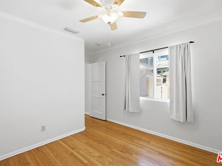 4142 Lincoln Ave — Photo 19