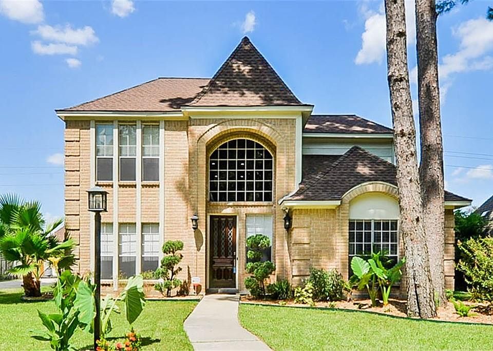 1st image of 13010 Lentando Ln